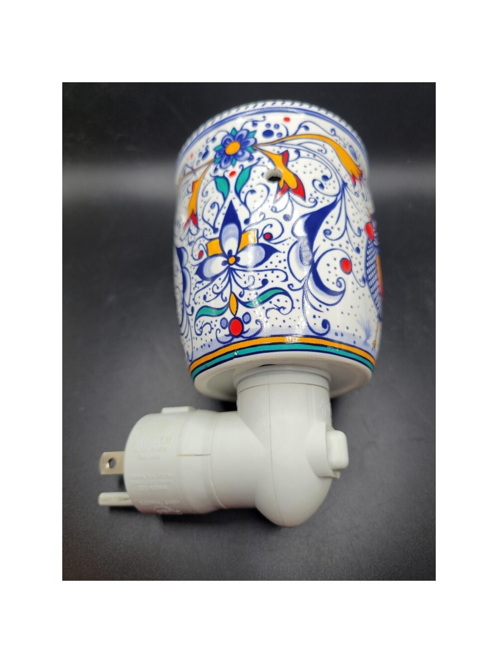 Scentsy Plug-in Scent Warmer Nightlight & bulb Italian Rooster Retired - Picture 4 of 8